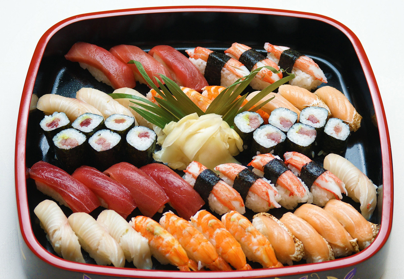 寿司盛り合わせ