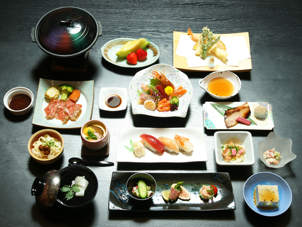 本荘グランドホテルのご法要会席料理「竜胆（りんどう）」のお料理イメージ