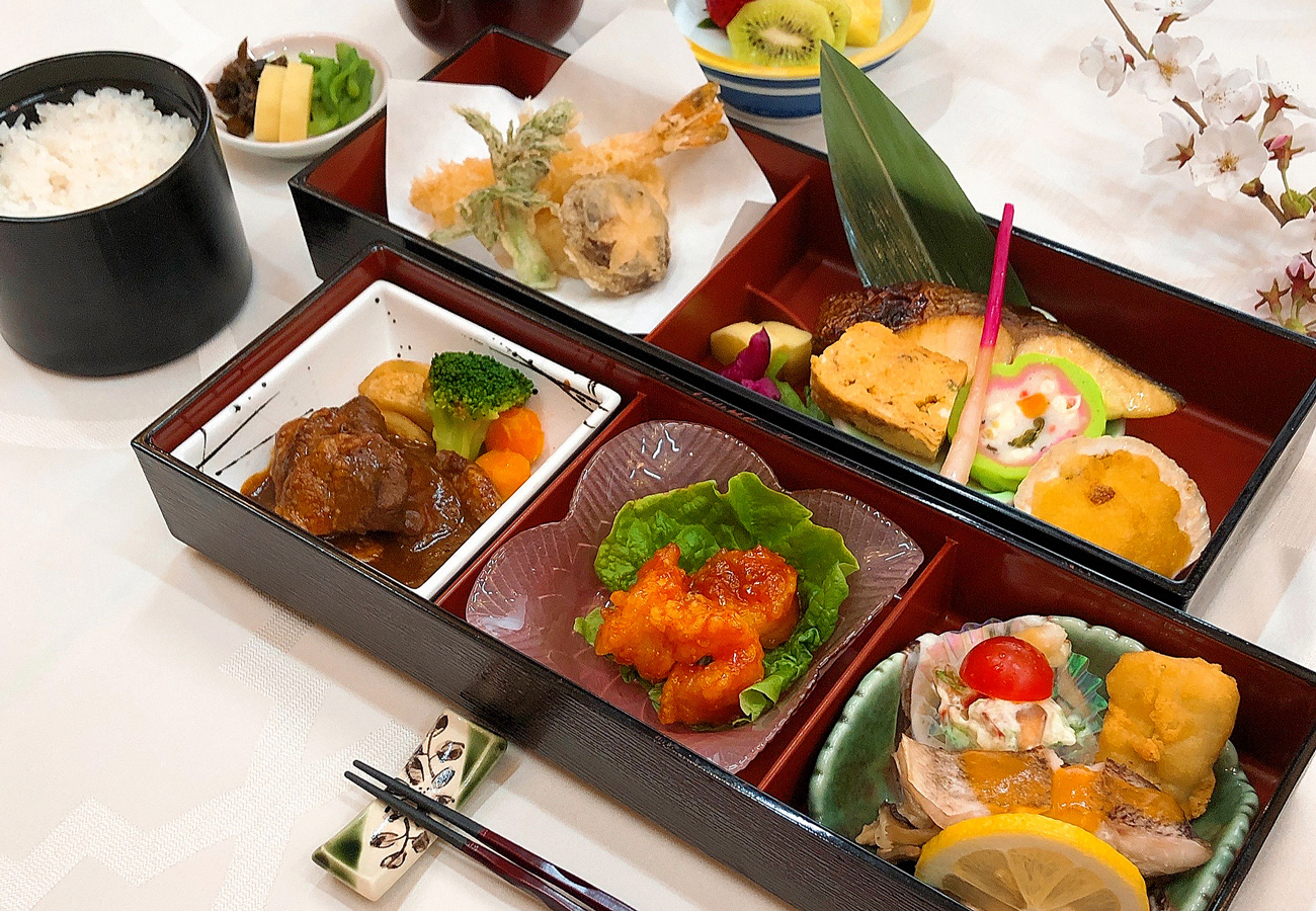 本荘グランドホテルの一段上の上質な仕出し和洋弁当「宴（うたげ）」